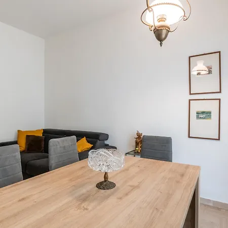 Garden House,pisa Apartmán