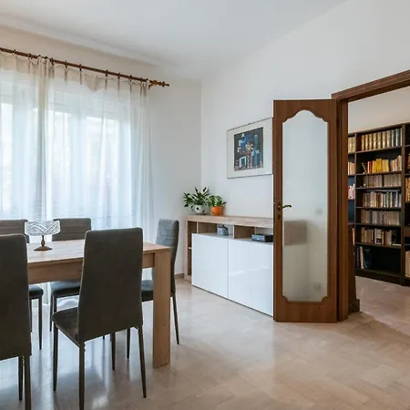 Garden House,pisa Apartament