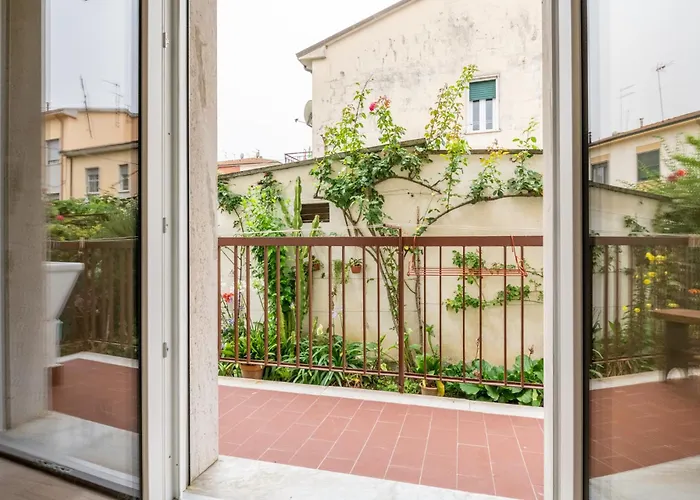 Apartament Garden House,pisa *